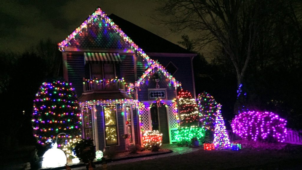 2019 Holiday Decorations Winners - Dunwoody North Civic Association